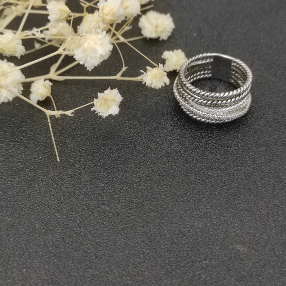 David Yurman Ring - Picture 5 of 7